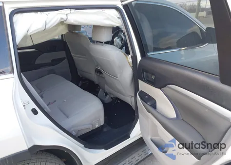 2015 Toyota Highlander Le from USA, damaged, VIN 5TDZARFH7FS015266